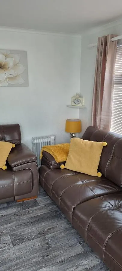 Chalet 81 South Shore Bridlington 2X Bedroom Detached Chalet Sleeps 4 Bessingby