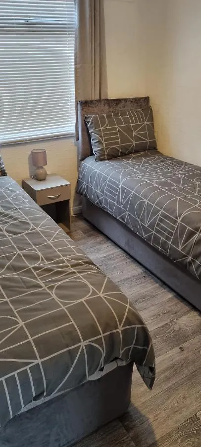 Chalet 81 South Shore Bridlington 2X Bedroom Detached Chalet Sleeps 4 Bessingby